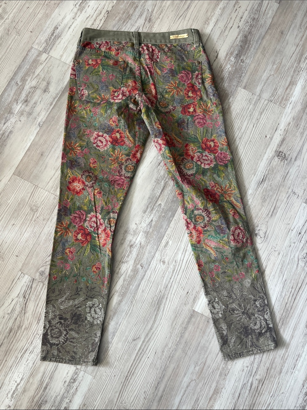 Anthropologie Pilcro Letterpress Green Floral Jeans NWOT Sz 28 - Picture 4 of 5